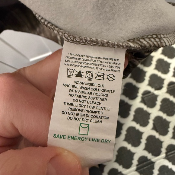 EHG Mossy Oak Camouflage Hoodie, Size XL - Picture 4 of 9